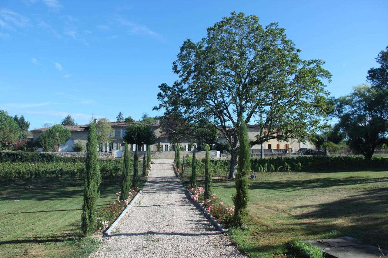 Allee Des Roses Saint-Philippe-dʼAiguille 외부 사진